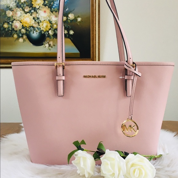 Michael Kors Handbags - Michael Kors Jetset Travel tote bag purse